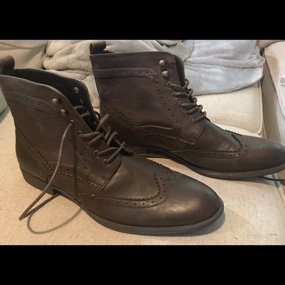 Guess Size 12 Mens Brown Boot